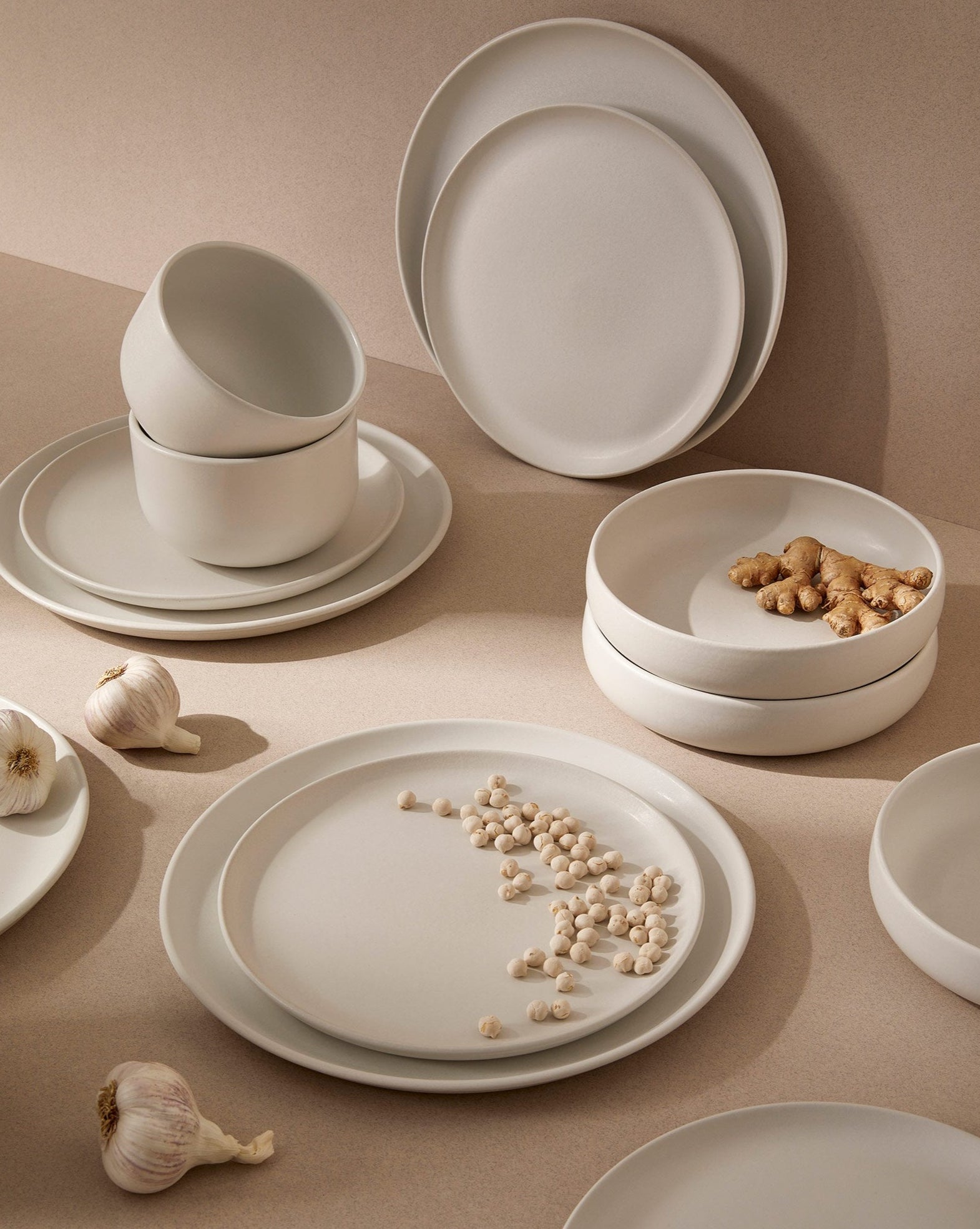 New design dinner set hotsell